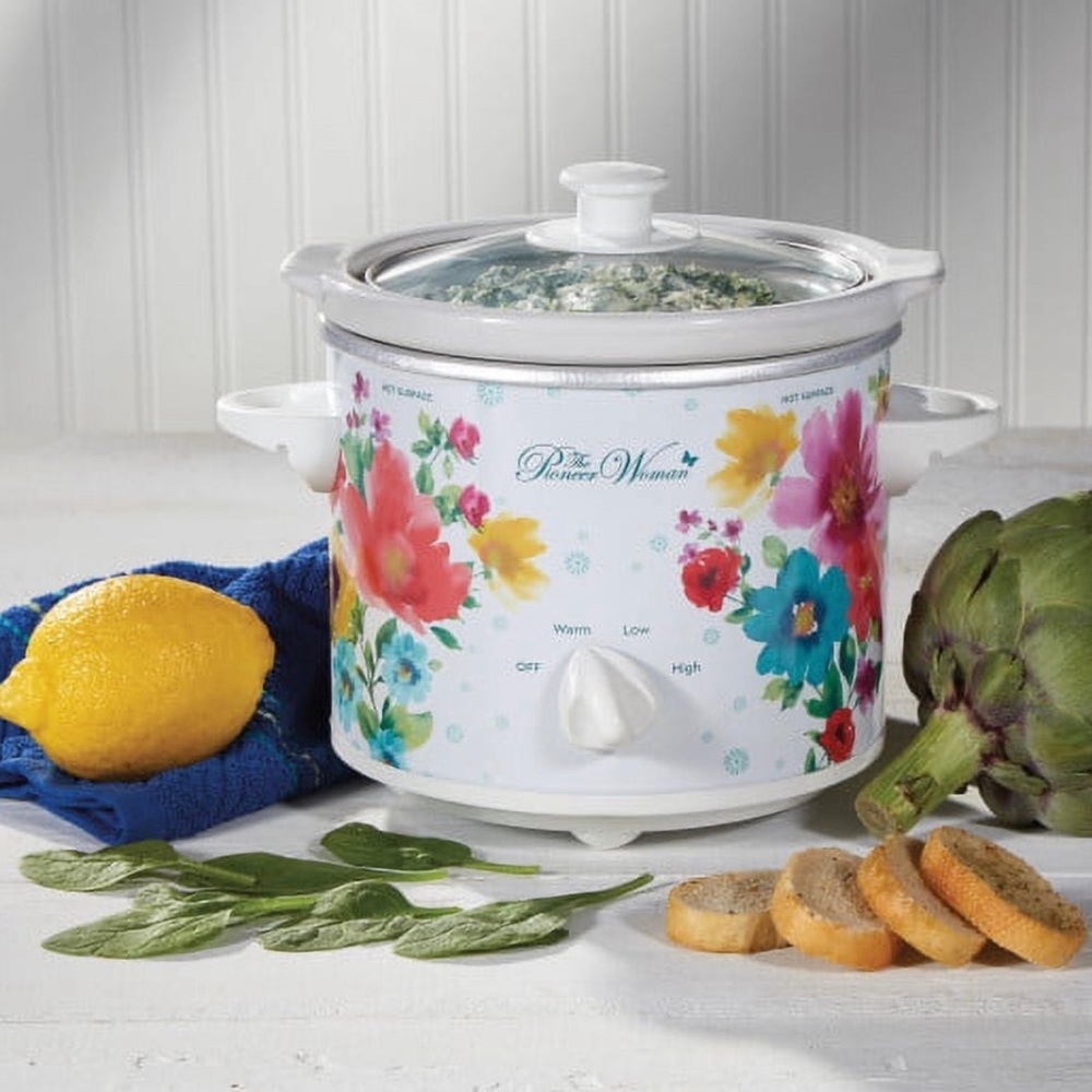 - 1.5 quart Breezy Blossom slow cooker